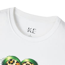 Load image into Gallery viewer, Mama Clover Shirt
